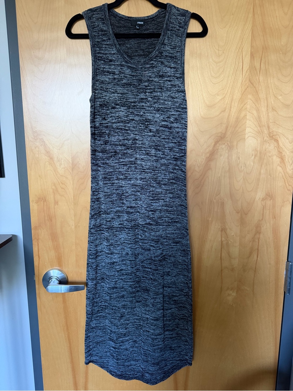 Aritzia Wilfred Free Sleeveless Gray Knit Maxi Dress